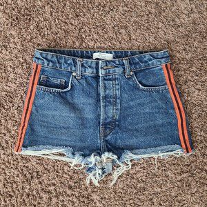 Bershka shorts size 4